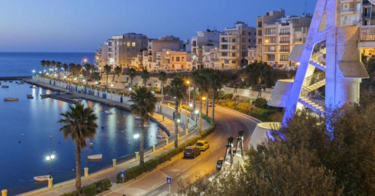 Coral Reef Apartments St. Paul's Bay Bagian luar foto