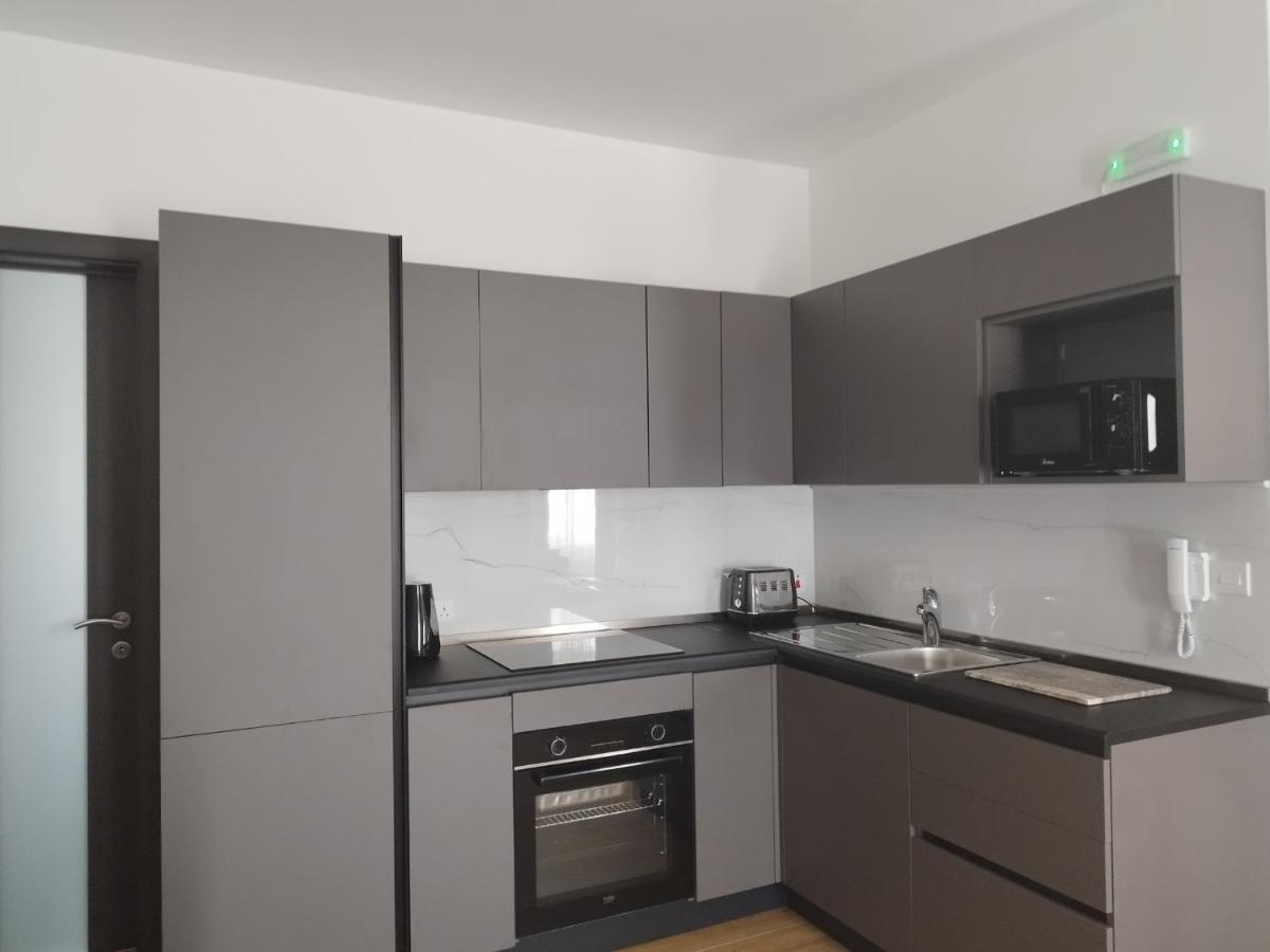 Coral Reef Apartments St. Paul's Bay Bagian luar foto