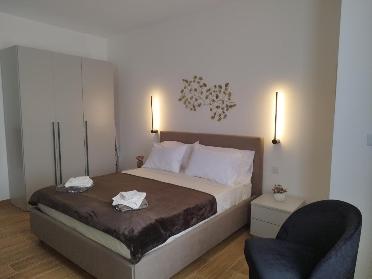 Coral Reef Apartments St. Paul's Bay Bagian luar foto