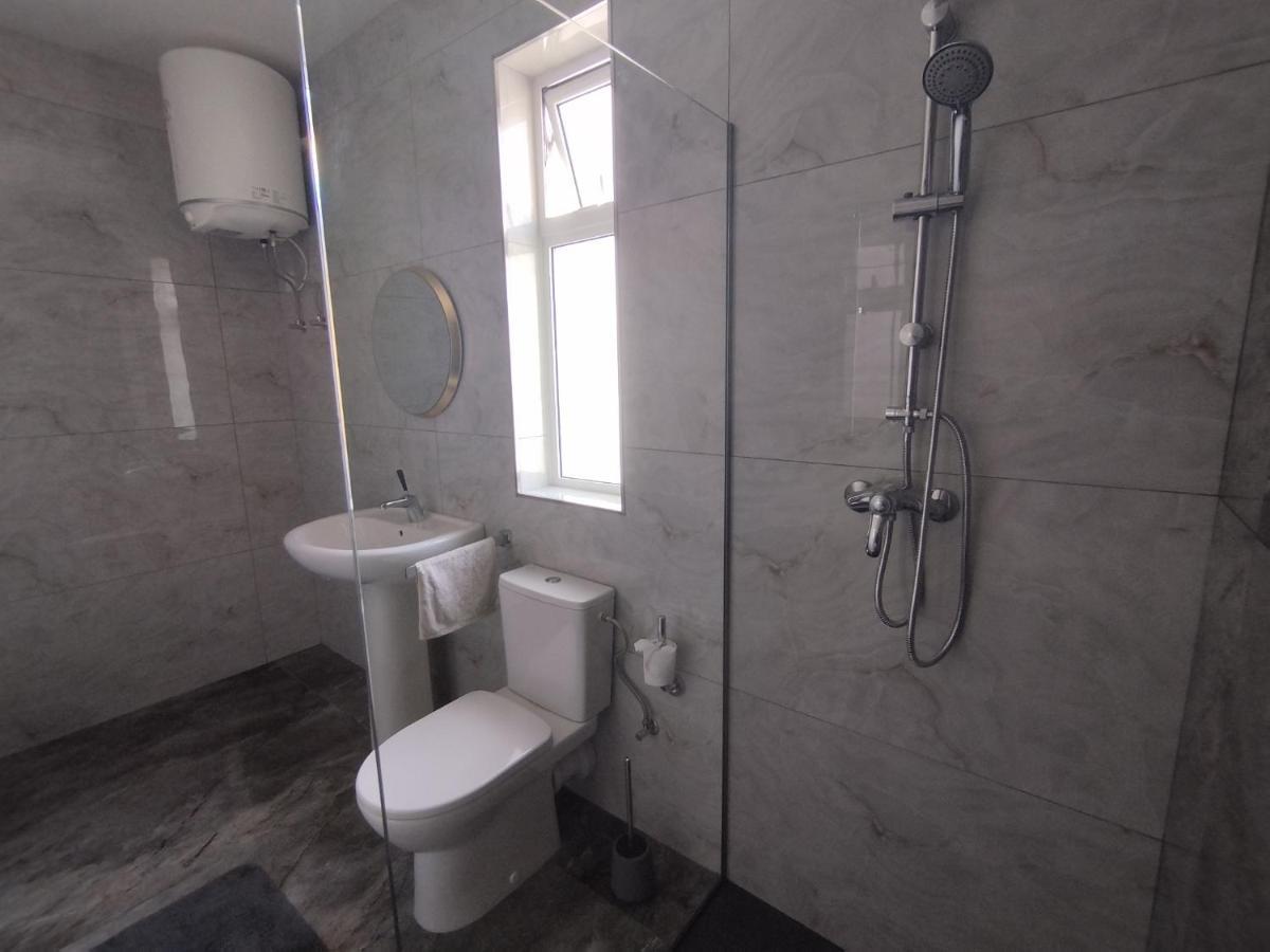 Coral Reef Apartments St. Paul's Bay Bagian luar foto
